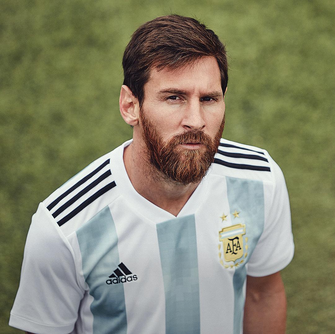 2018 World Cup pelipaita valita suosikki tähti